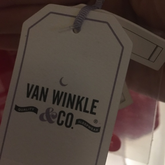 Van Winkle and Co - Picture 3 of 6